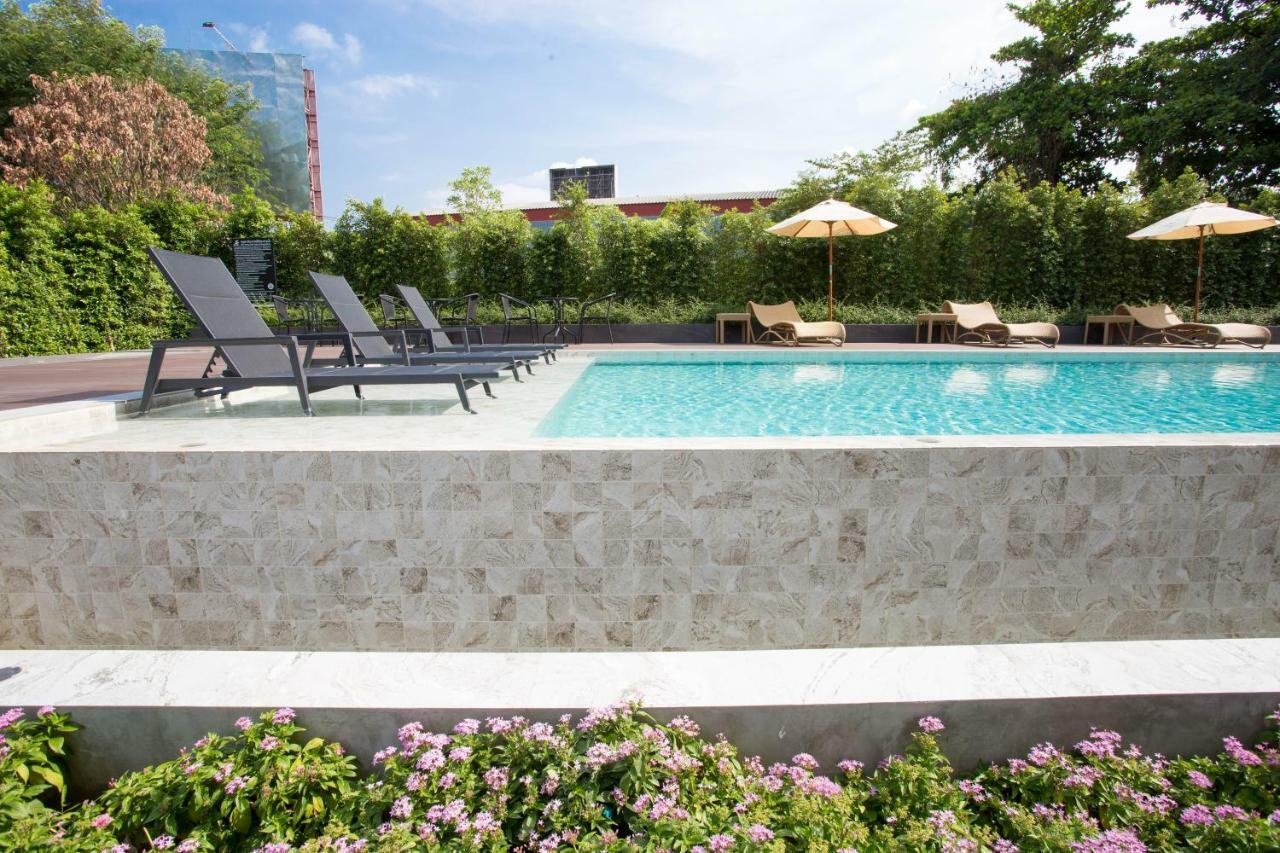 Wellness Chiang Mai Hotel Exterior photo